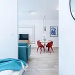 Old Town Square - Center Sieroca Apartment