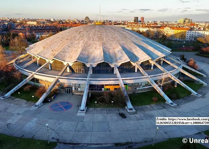 Sieroca Center شقة