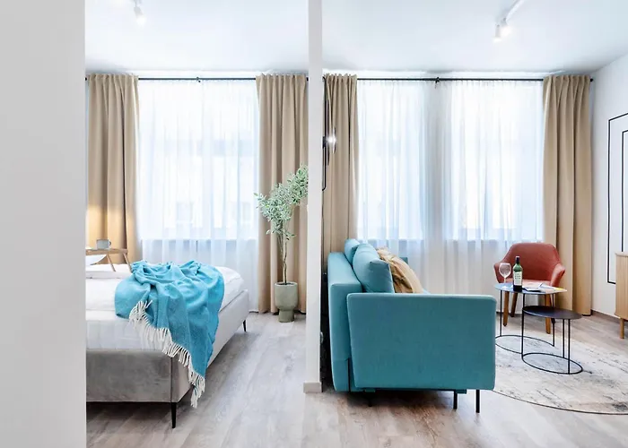 Sieroca Center بوزنان